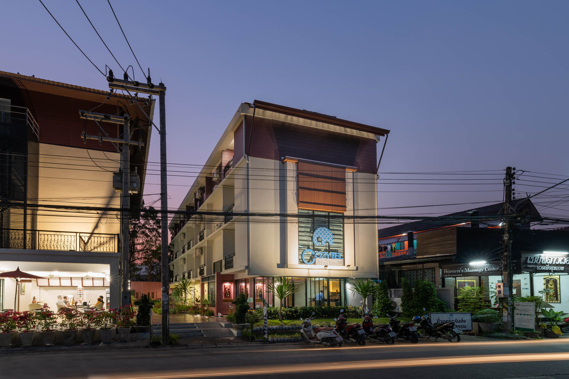 Hotel Overview Cozytel Chiang Mai Hotel